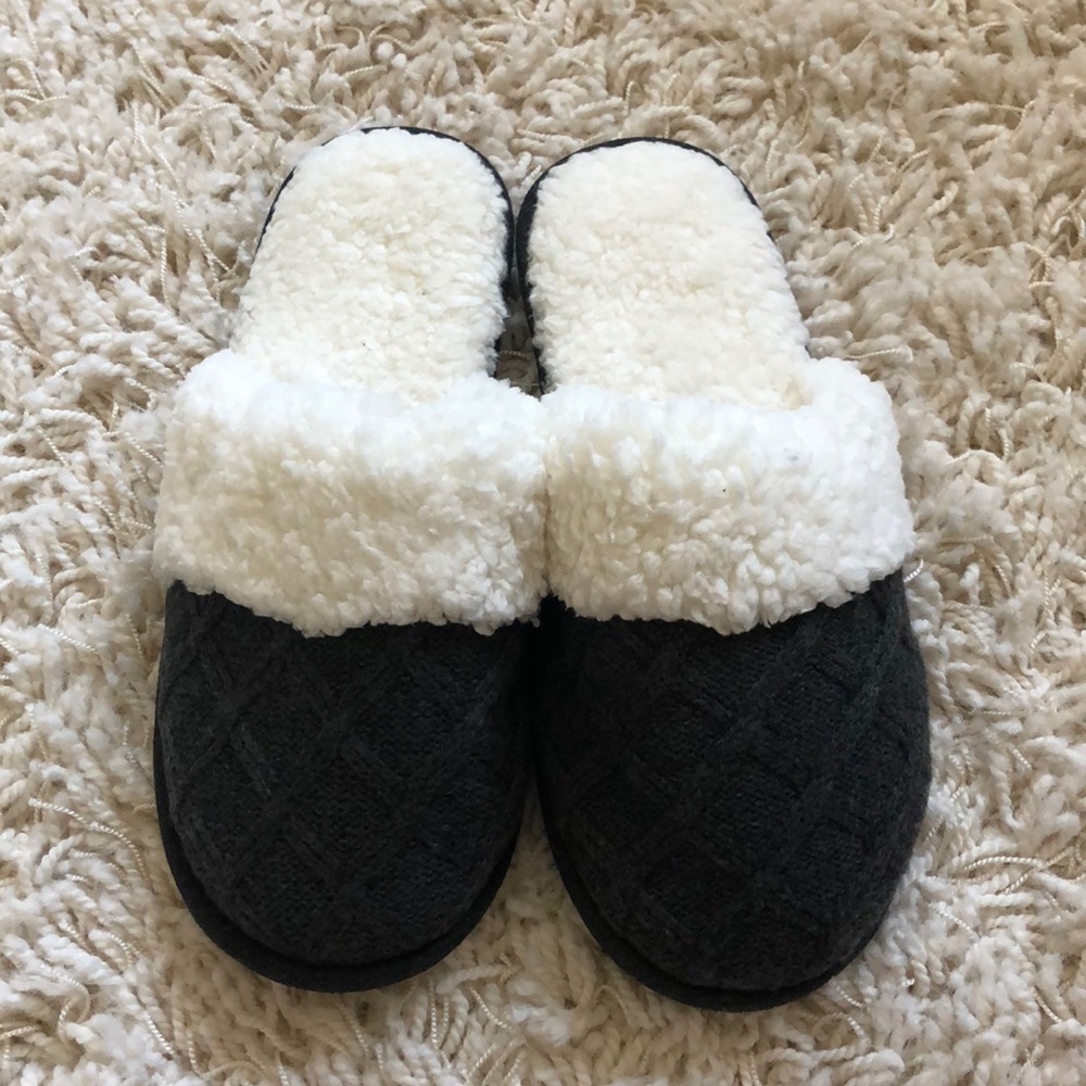 New with tag*** Victorias Secret Slippers